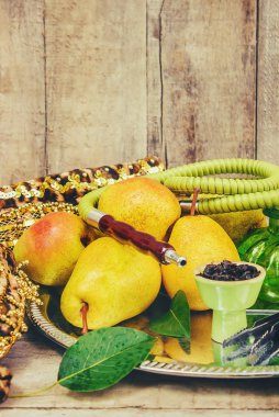 Nargile. Armut tütün lezzet.