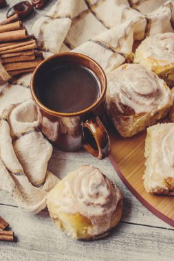 Cinnabon tarçın ve çay için krem.