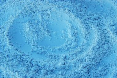 Kil toz mavi maske kuru. Seçici odak.