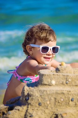 Su çocuk. Seçici odak. 