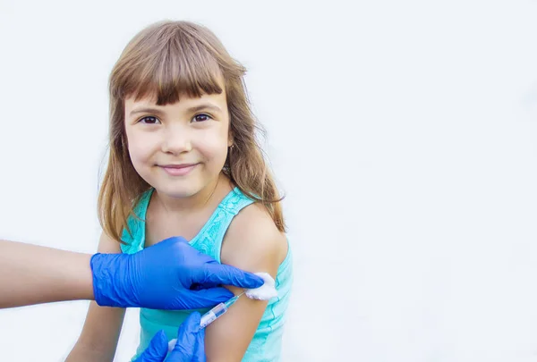Vacunación Los Niños Una Inyección Enfoque Selectivo — Foto de Stock