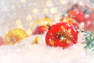 Mutlu Noeller ve mutlu yıllar, tebrik kartı geçmişi. Seçici odak.