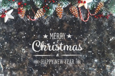 Noel arkaplanı ve dekor. Yeni yıl. Seçici odak.