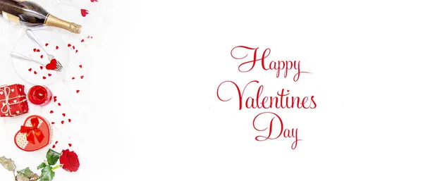 Dia dos Namorados. Belo cartão de saudação fundo com uma rosa. Foco seletivo . — Fotografia de Stock