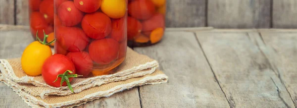 Conservación Tomates Caseros Comida Naturaleza Enfoque Selectivo —  Fotos de Stock