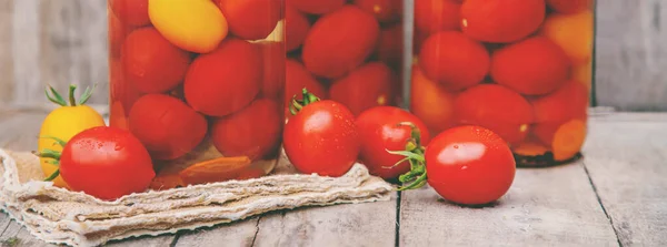 Conservación Tomates Caseros Comida Naturaleza Enfoque Selectivo —  Fotos de Stock