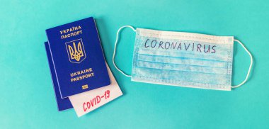 Coronavirus, ülkeler arası uçuş yasağı kavramı. Uluslararası pasaport. Seçici odaklanma. İlaç.