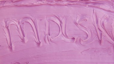 Kil, vücut ve yüz için kozmetik dokuyu maskeliyor. Seçici odaklanma. Doğa.