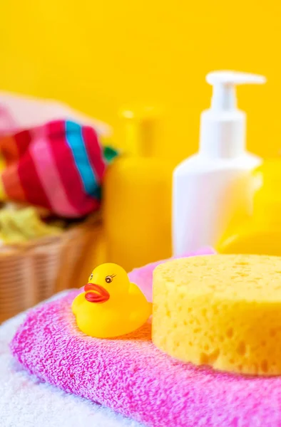 Zubehör Zum Baden Des Babys Selektiver Fokus Natur — Stockfoto