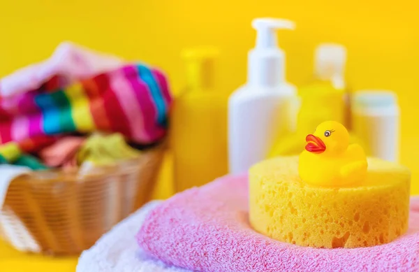 Zubehör Zum Baden Des Babys Selektiver Fokus Natur — Stockfoto