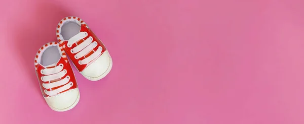 Accesorios Para Bebés Para Recién Nacidos Sobre Fondo Color Enfoque — Foto de Stock