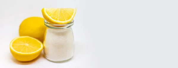 Ácido Cítrico Sobre Fondo Blanco Aislado Enfoque Selectivo Comida — Foto de Stock