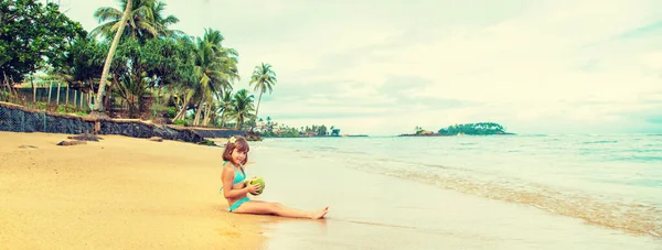 Child Beach Drinks Coconut Selective Focus — Stock Photo, Image