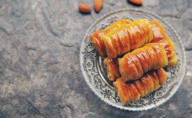 Fındıklı doğulu tatlı baklava. Seçici odaklanma. Yiyecek..
