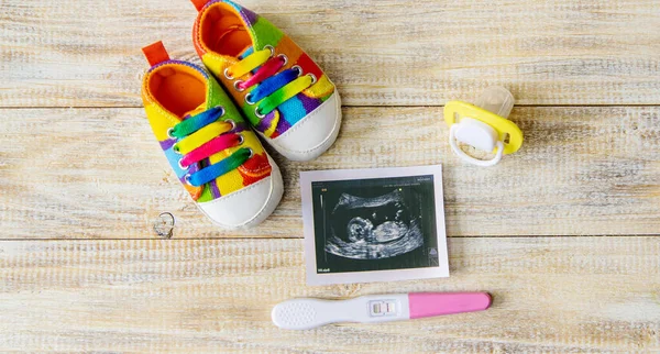 Imagen Ultrasonido Fotografía Accesorios Bebé Enfoque Selectivo Niño —  Fotos de Stock