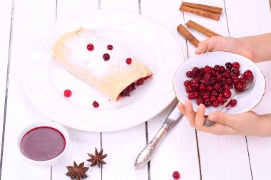 Strudel kiraz ve Apple ile