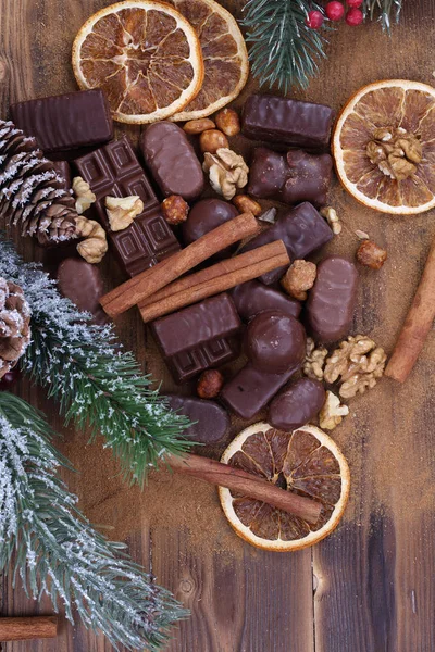 Cioccolato con arancia secca e cannella — Foto Stock