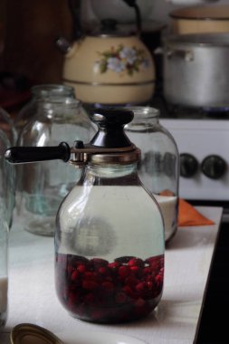 Kızılcık kış Komposto hasat işlemi