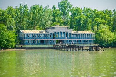 Waterfront gezilebilir nehirler