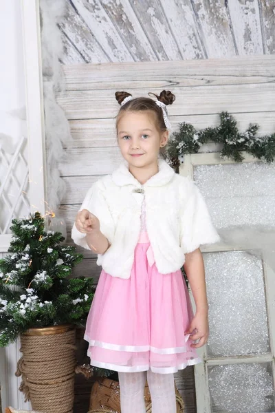 Girl Christmas Tree Sparkler — Stock Photo, Image