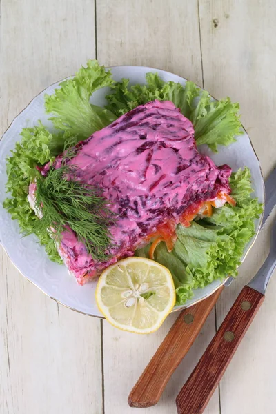 Salada Arenque Abaixo Casaco Peles Salada Com Arenque Sal Verduras — Fotografia de Stock