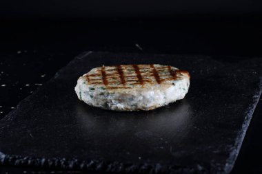 Burger pirzolası. Izgara Tavuk Pirzolası