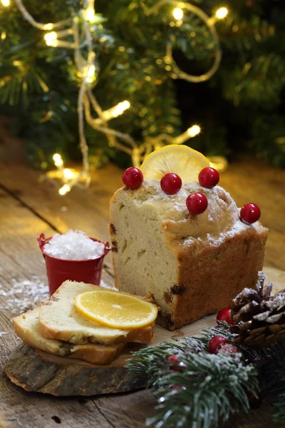 Лимонный Кекс Сахаром Новогодним Декором — стоковое фото