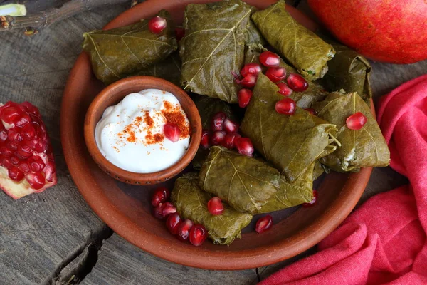 Dolma Een Keramische Plaat — Stockfoto