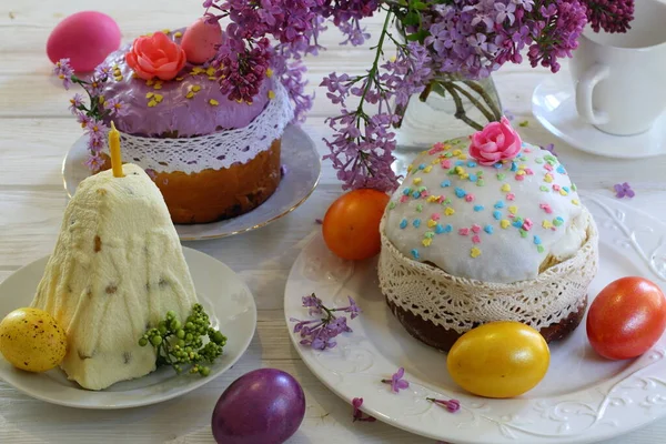 Curd Easter Colored Eggs Easter Cake — Stock Photo, Image