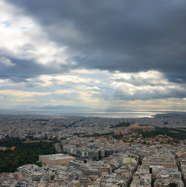 Luftaufnahme der Akropolis vom Berg Lycabettus in Athen. — Stockfoto