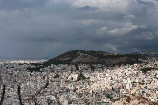 Luftaufnahme von Athen vom Lycabettus am bewölkten Tag — Stockfoto