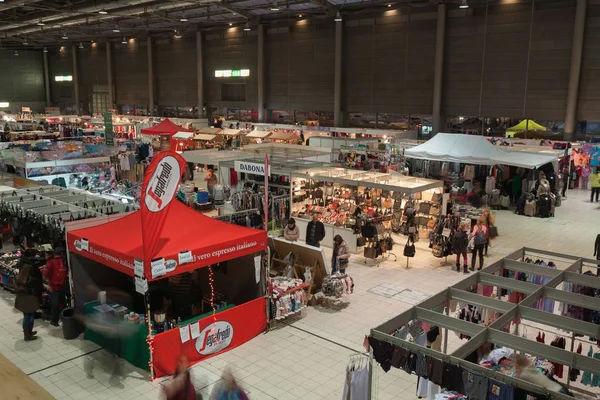 Marché de Noël dans le parc des expositions de Brno — Photo