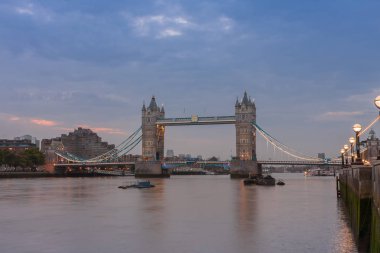 Tower Bridge sabah, Londra, İngiltere