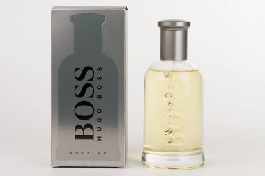 Şişe ve Hugo Boss Boss Botled EST kutu erkekler için