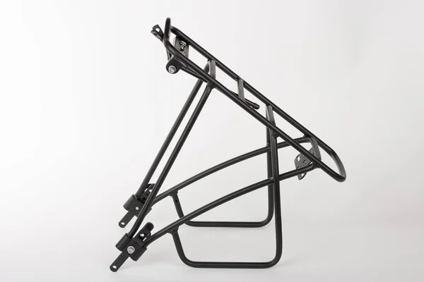 Achterzijde fietsenrek vervaardigd uit vierkant aluminiumprofiel, studio foto, — Stockfoto