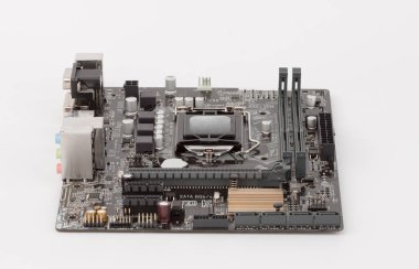 Modern, yeni, anakart üzerinde beyaz arka plan izole.