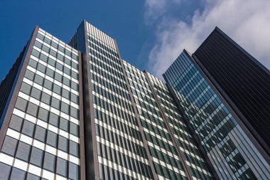 Modern mimari tarzı yılında L Şehrin ticari gökdelen