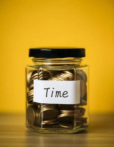 Czas to pieniądz. — Zdjęcie stockowe