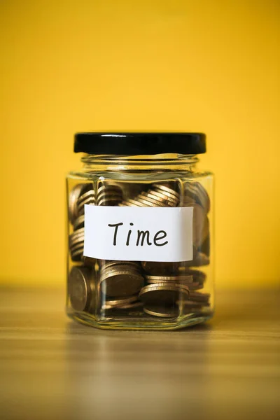 Ο χρόνος είναι χρήμα. — Φωτογραφία Αρχείου