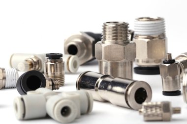 Pnömatik bağlantı parçaları aksesuarları