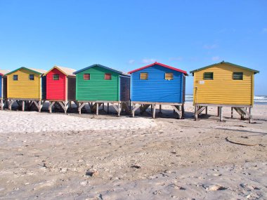 Renkli plaj kulübe Muizenberg