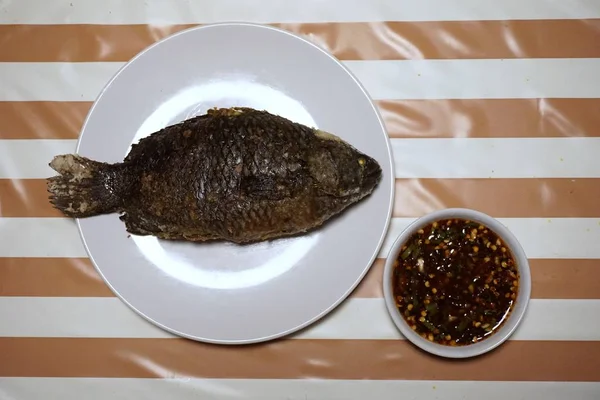 Grillad fisk salt — Stockfoto