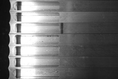 Alüminyum kare tüp yığını