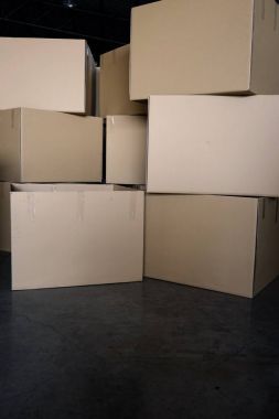 karton kutu yığını