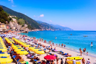 Monterosso al mare beach, cinque terre, İtalya