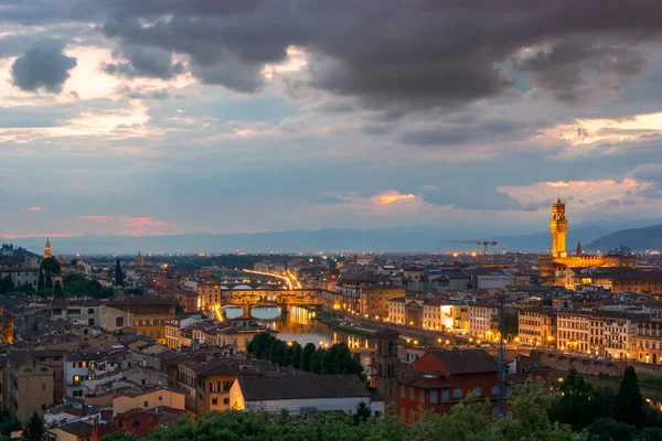ฟลอเรนซ์ตอนพระอาทิตย์ตก อิตาลี — ภาพถ่ายสต็อก