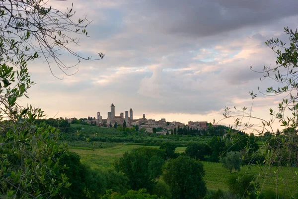 San Gimignano ortaçağ köyü, İtalya — Stok fotoğraf