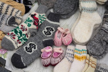 Sıcak ve Yün çorap ve çocuk ayakkabı