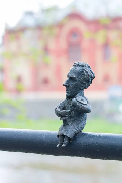 Uzhgorod, Ukraine, April 24, 2016: Mini sculpture of Bela Bartok on the handrail of the bridge — Stock Photo, Image