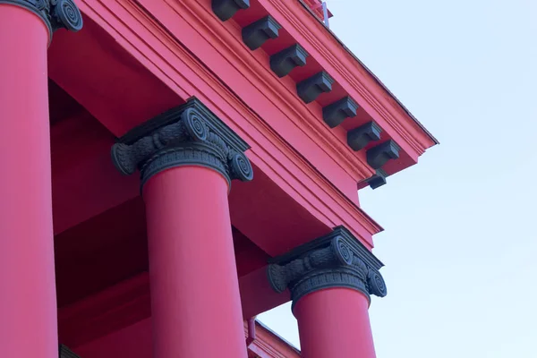 Columnas del teatro en el estilo clásico. Arquitectura — Foto de Stock